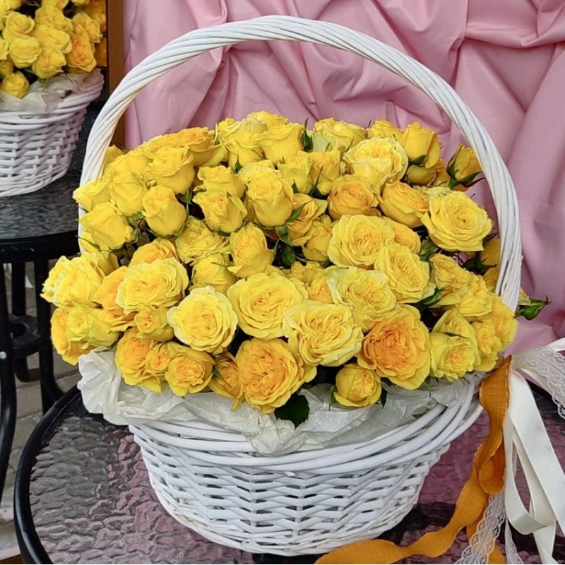 Корзина цветочная "Дюшес"